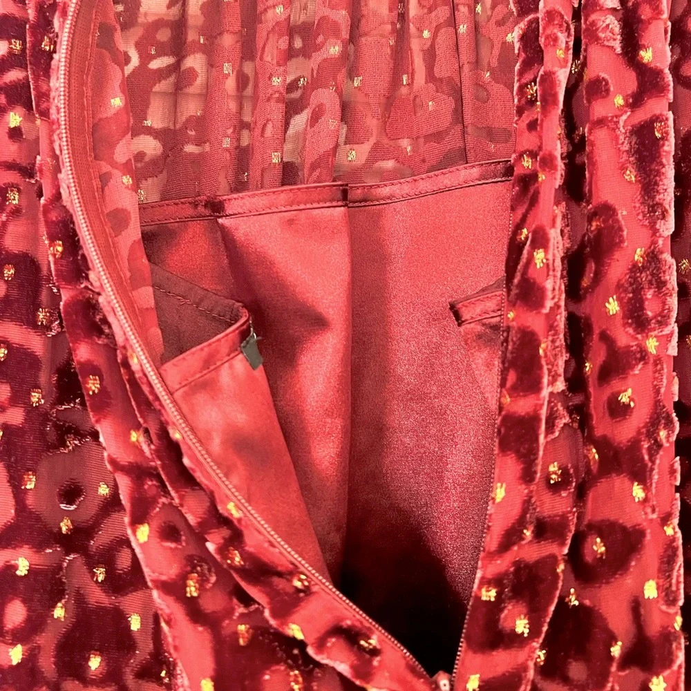 Alex Marie Dress NWT Gabby Burgundy & Gold Burnout Long Sleeves Lined STUNNING! - Picture 8 of 10